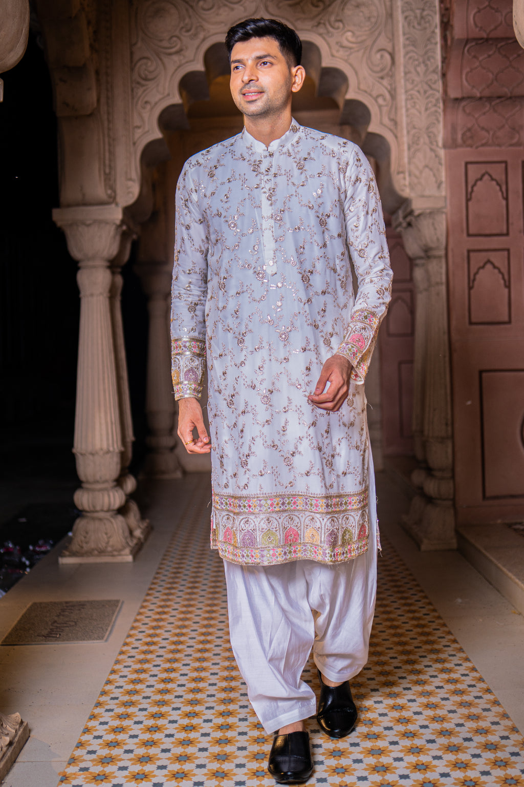 Elegant Traditional Kurta - Crafted Just for You. Minimum Delivery: 20 Days